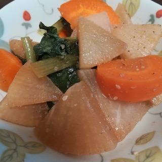 ゴマ香る♪彩り野菜の炒め煮